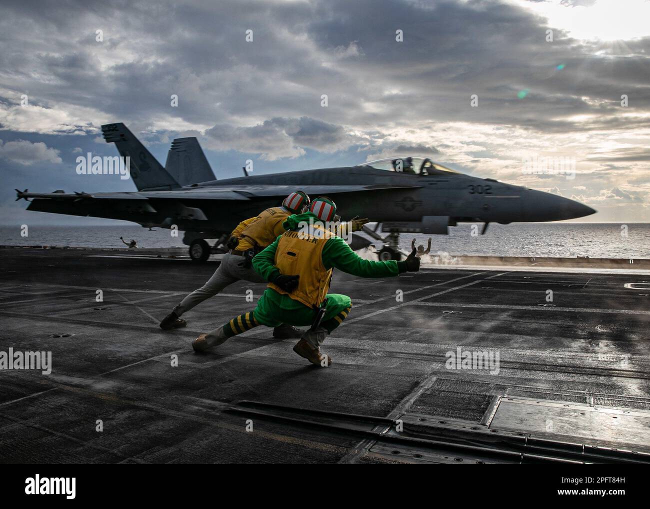 Left h f hi-res stock photography and images - Page 3 - Alamy