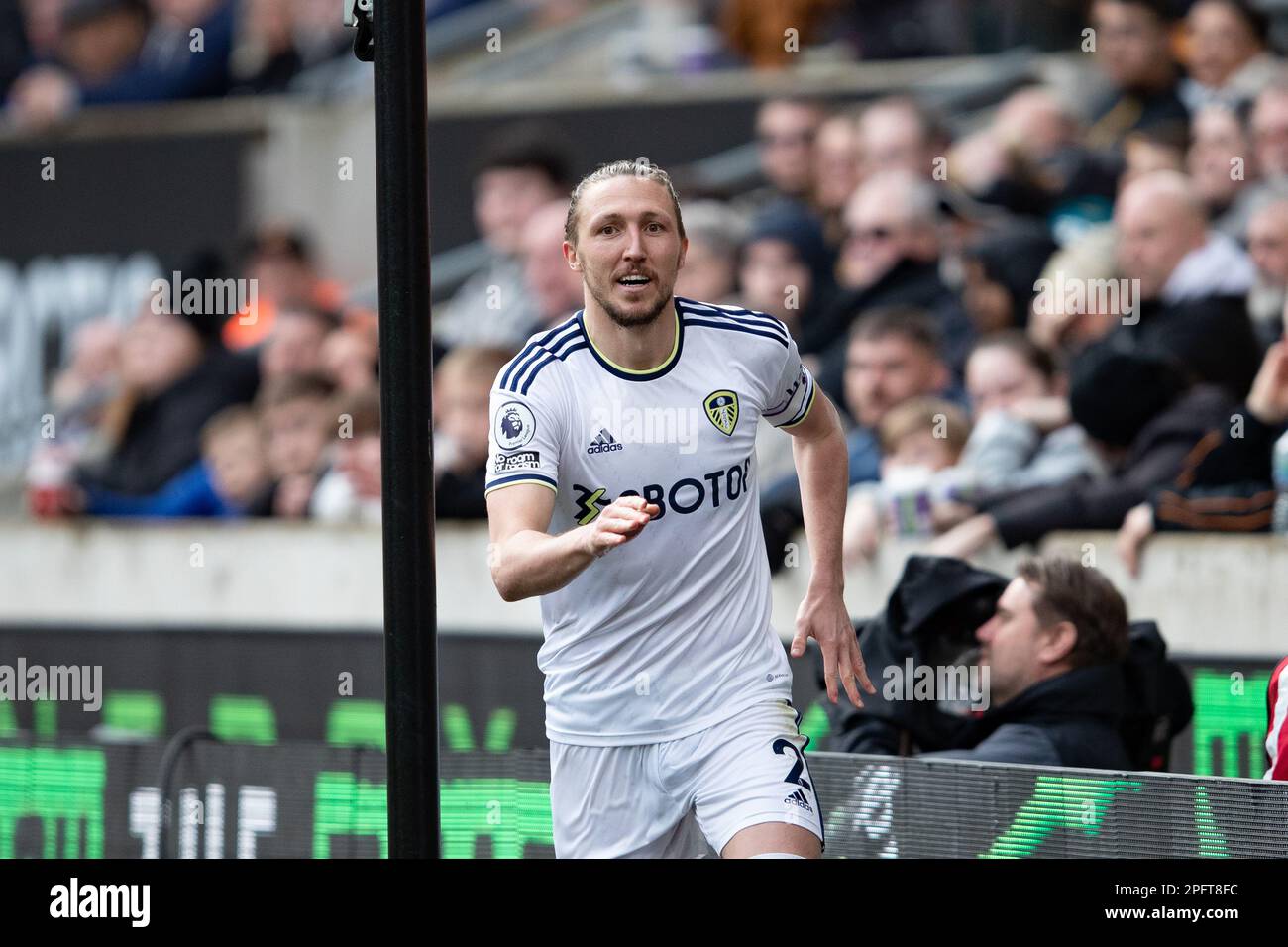 Leeds United's Luke Ayling during the Premier League match between Wolverhampton Wanderers and Leeds United at Molineux, Wolverhampton on Saturday 18th March 2023. (Photo: Gustavo Pantano | MI News) Credit: MI News & Sport /Alamy Live News Stock Photo