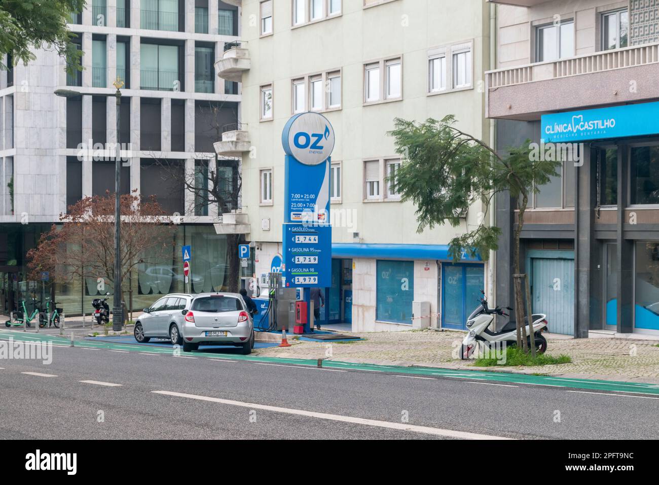 Lisbon, Portugal December 5, 2022 OZ Energia gas station Stock Photo Alamy