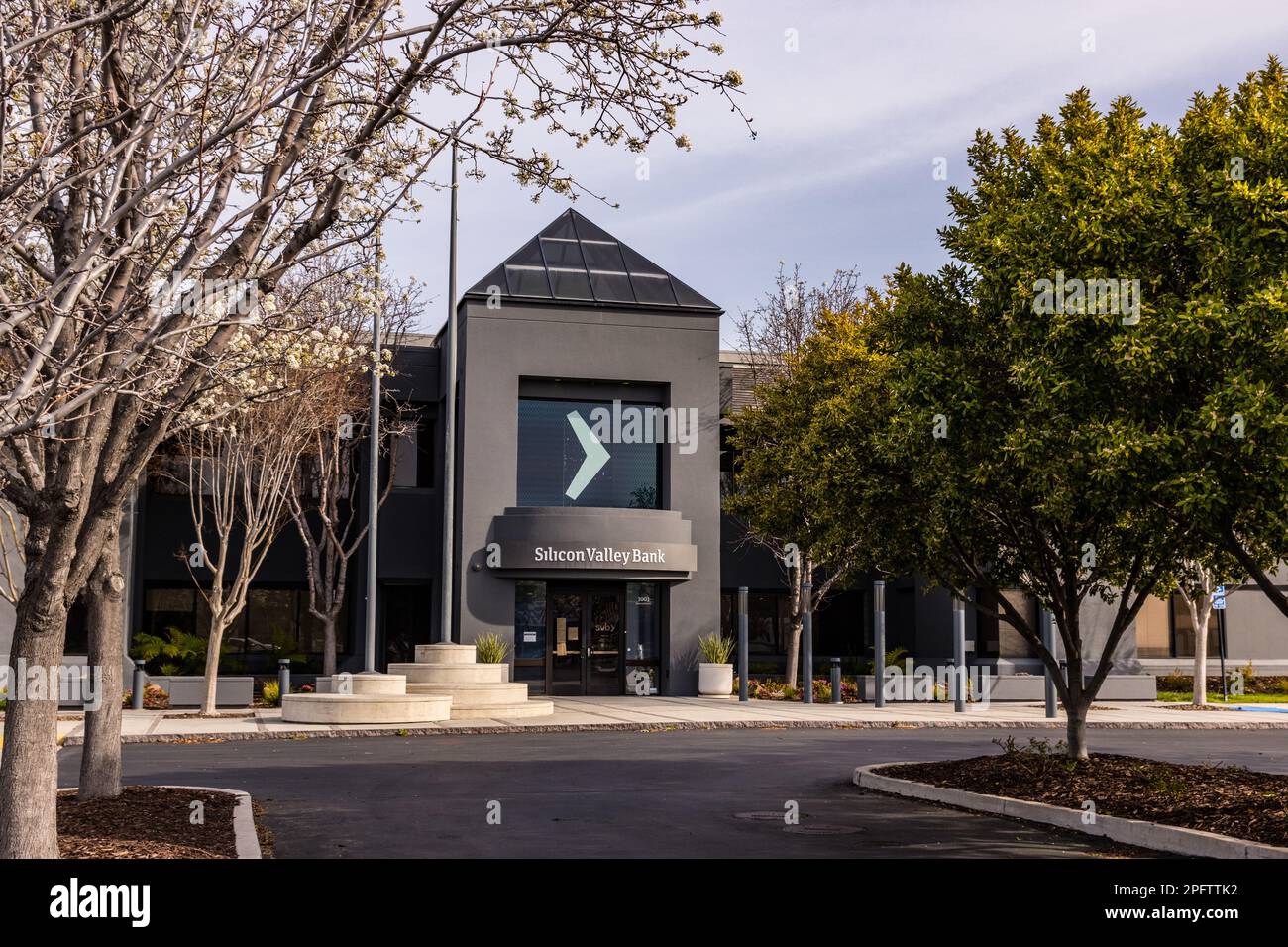Silicon Valley Bank in Santa Clara California USA Stock Photo