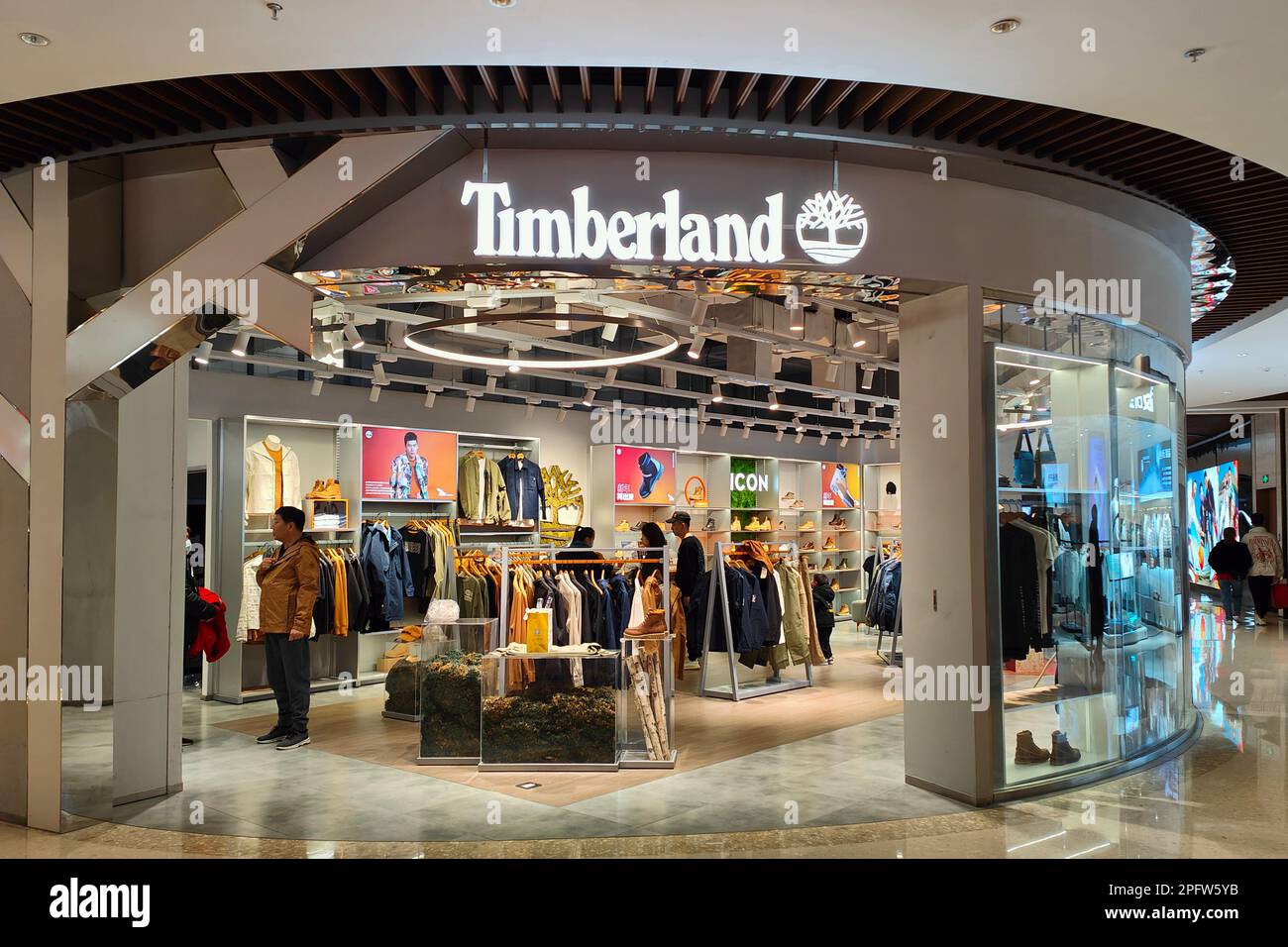 Timberland footwear china hi-res stock photography and images - Alamy
