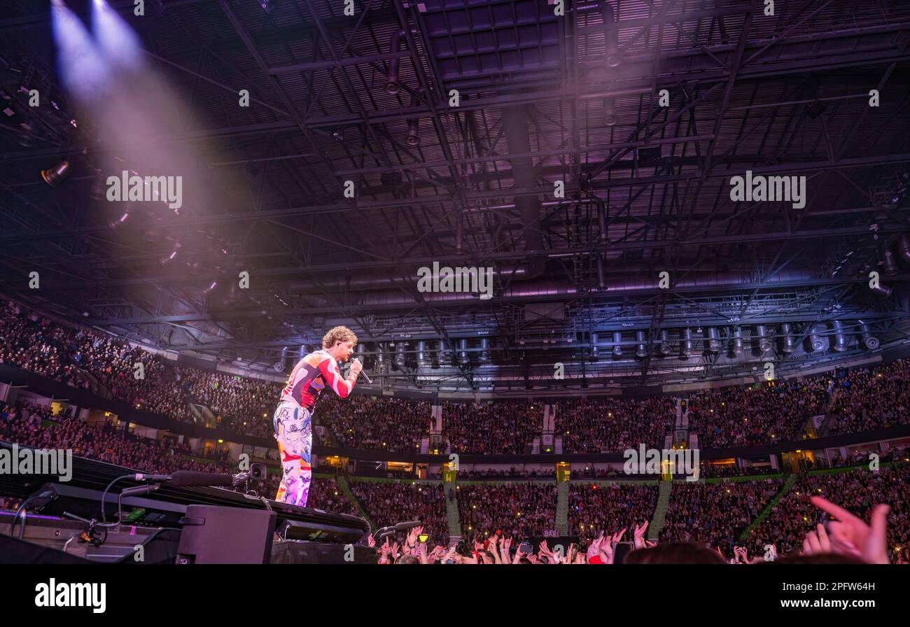 Manchester, UK. 18th March 2023. Tom Grennan performs at AO Arena,  Manchester. 2023-03-18. Credit:  Gary Mather/Alamy Live News Stock Photo