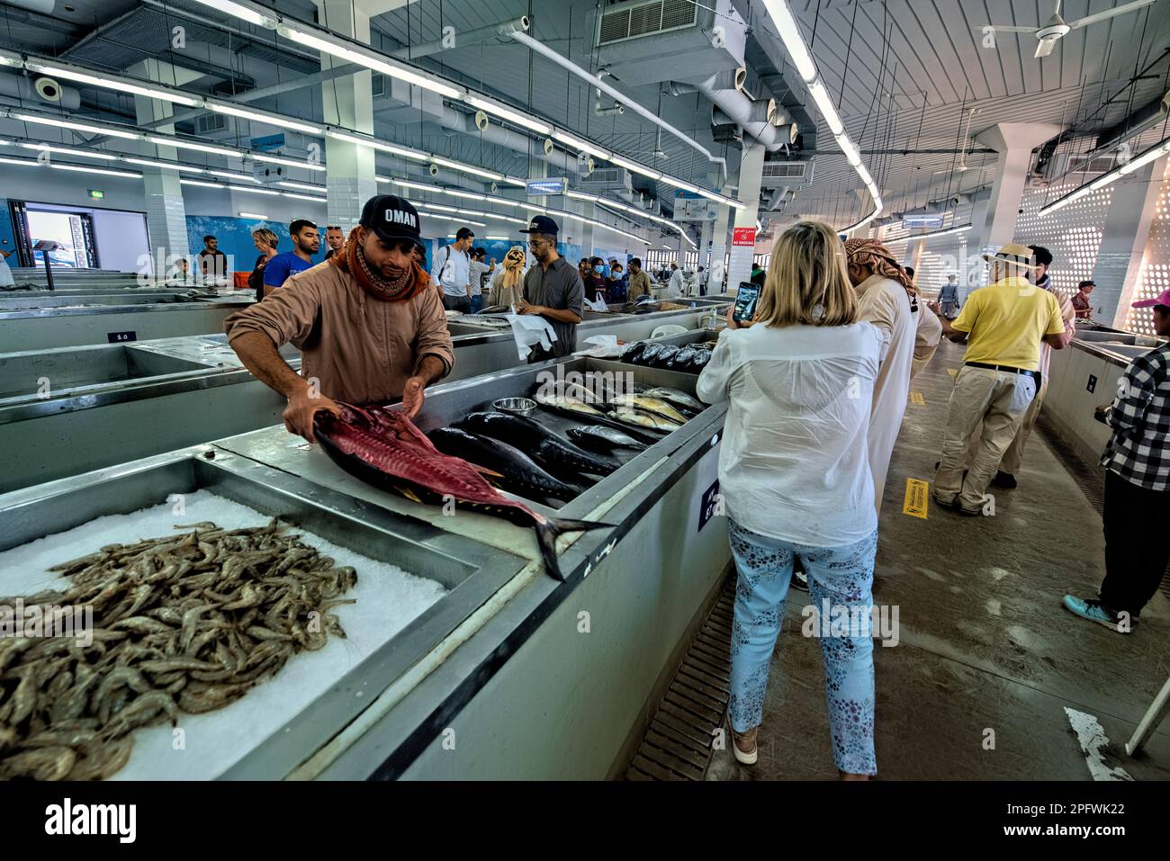 Scenes from the Fish Market, Mutrah Souq, Muscat, Oman Stock Photo Alamy
