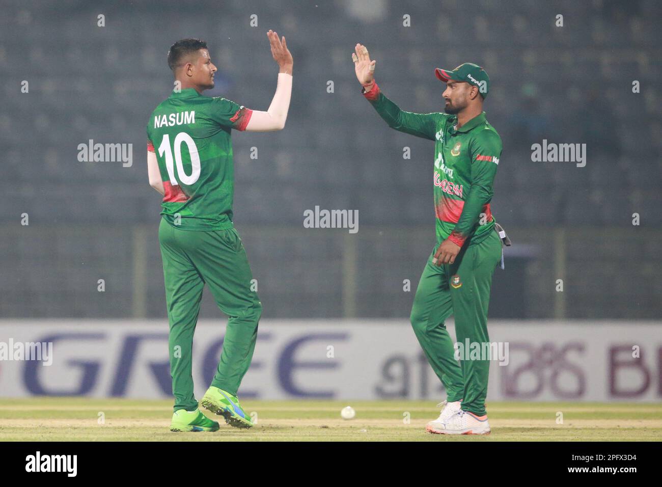 Nasum Ahmed celebrates one of his three wickets along his teammate during the  Bangladesh- Ireland 1st ODI match at Sylhet International Cricket Stadi Stock Photo