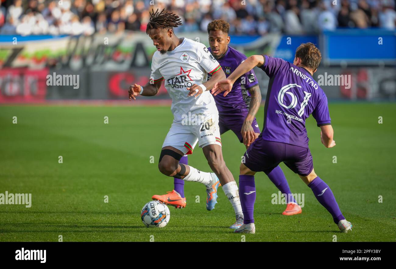 OHL's Hamza Mendyl and Anderlecht's Anders Dreyer fight for the ball during a soccer match between Oud-Heverlee Leuven and RSC Anderlecht, Sunday 19 March 2023 in Leuven, on day 30 of the 2022-2023 'Jupiler Pro League' first division of the Belgian championship. BELGA PHOTO VIRGINIE LEFOUR Stock Photo
