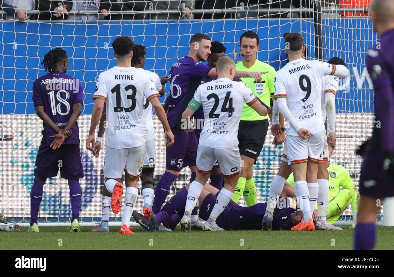 Anderlecht's Zeno Debast gestures during a soccer match between Oud