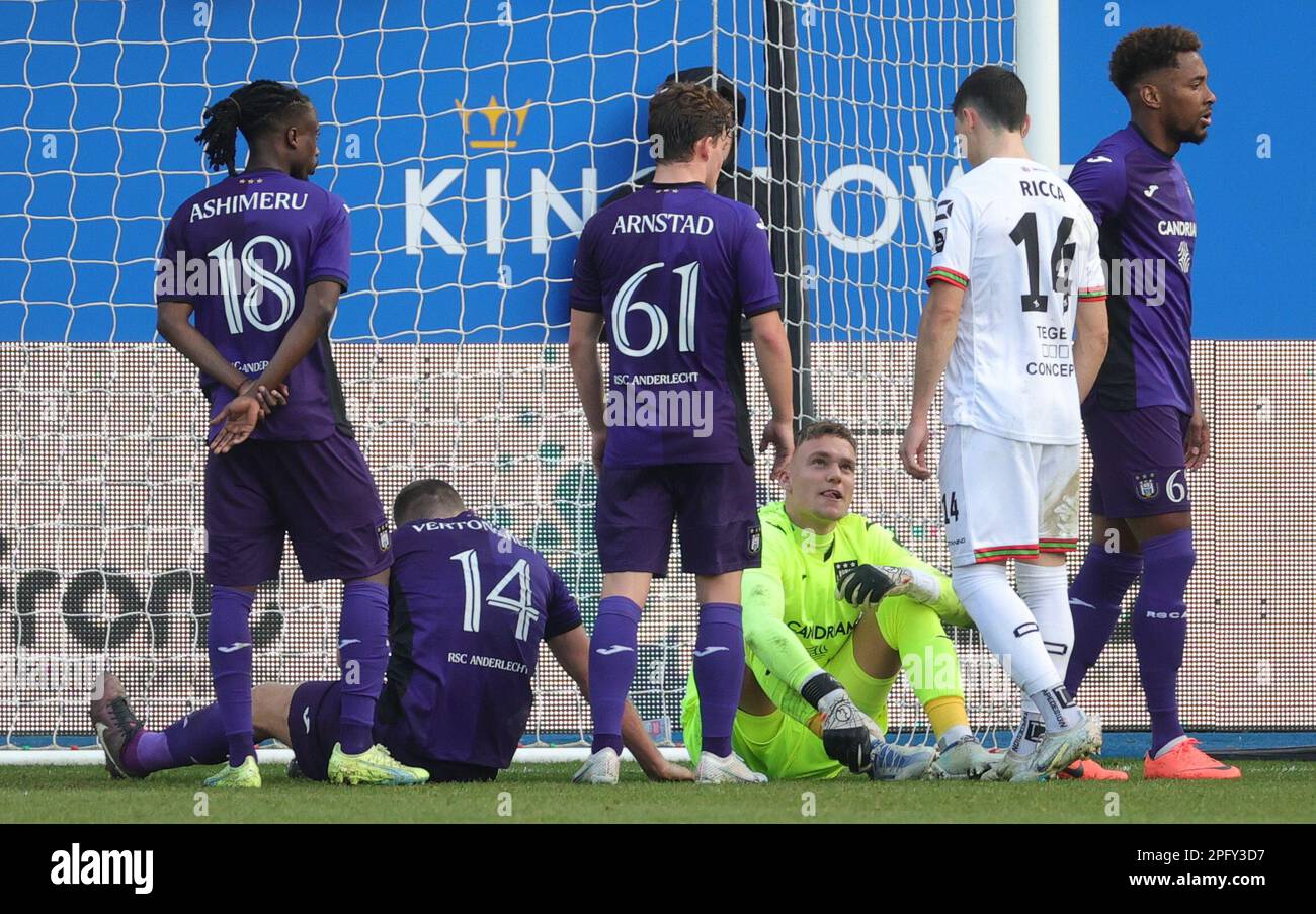 Anderlecht's goalkeeper Bart Verbruggen pictured during a soccer