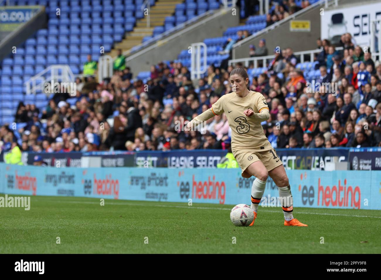 Reading, UK. 19th Mar, 2023. The Select Car Leasing Stadium, Reading, UK, March 19, 2023 Maren Mjelde (CHE, m 18) during the quarter final of the Vitality Women's FA Cup, 19 March 2023, between Reading and Chelsea at The Select Car Leasing Stadium, Reading, UK (Bettina Weissensteiner/SPP) Credit: SPP Sport Press Photo. /Alamy Live News Stock Photo