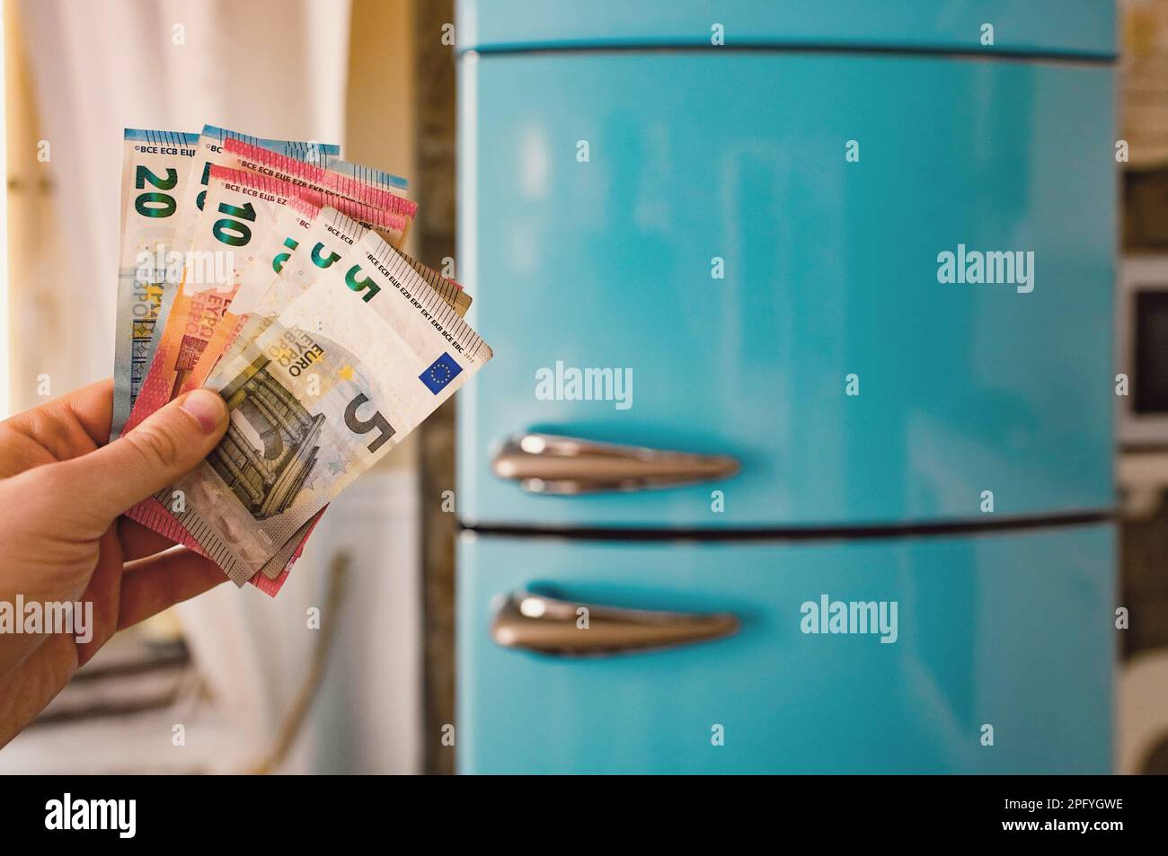 Concept Of The High Cost Of Food Stock Photo Alamy concept-of-the-high-cost-of-food-stock-photo-alamy