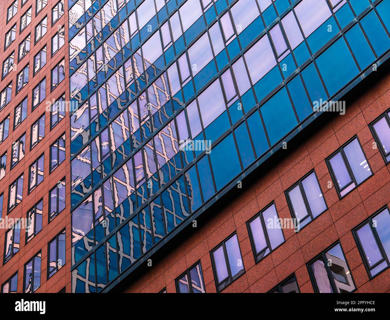 Office windows high rise building frankfurt hi-res stock photography ...