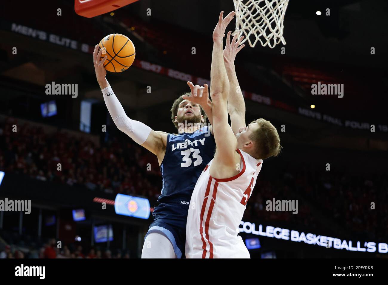 David robinson basketball hi-res stock photography and images - Alamy