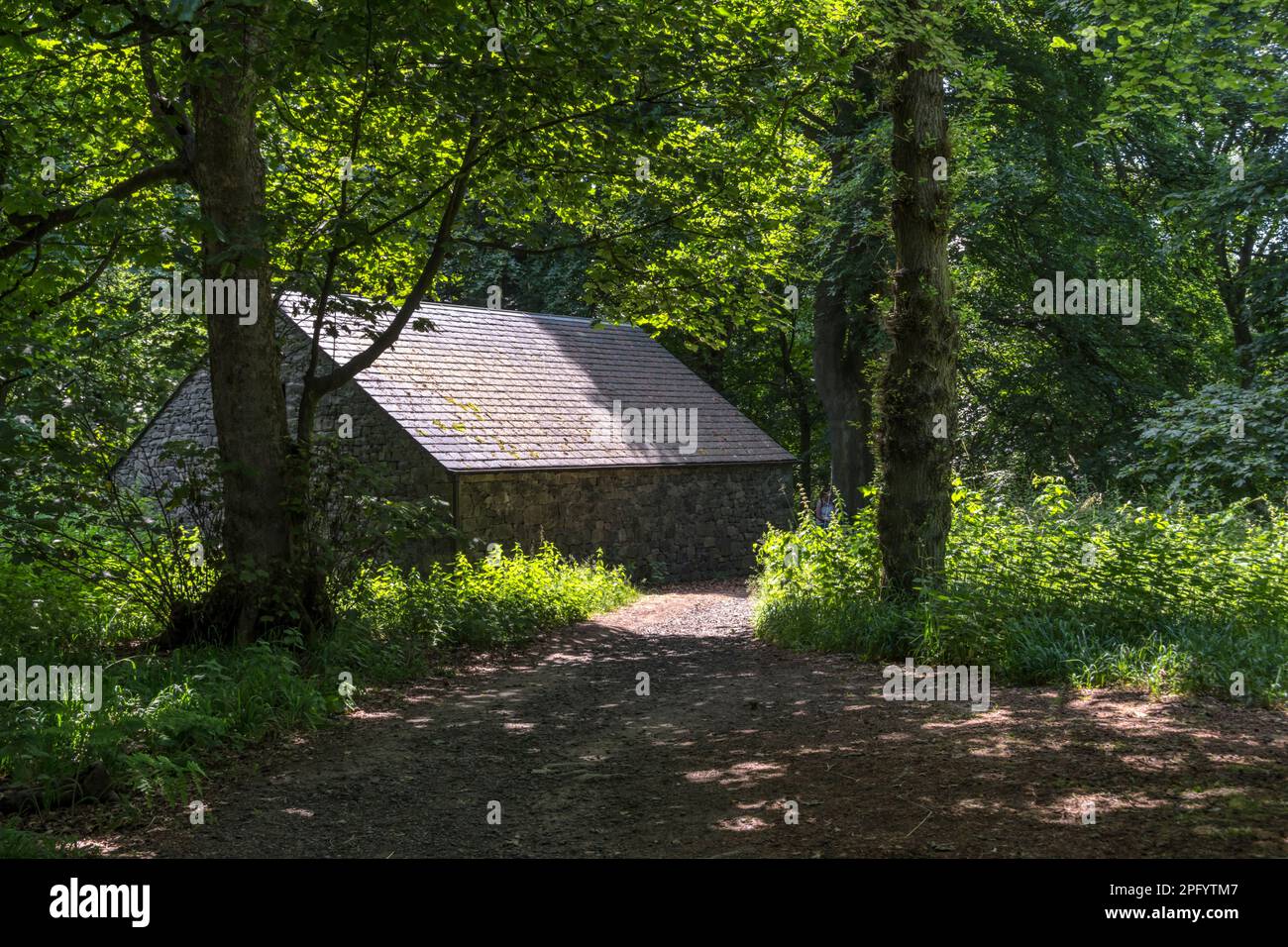 Stone House - Bonnington by Andy Goldsworthy.  At Jupiter Artland outdoor sculpture park near Edinburgh. Stock Photo