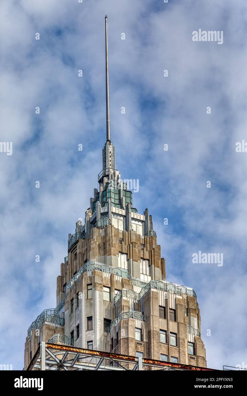 NYC Financial District 70 Pine Street is a landmark needlespired