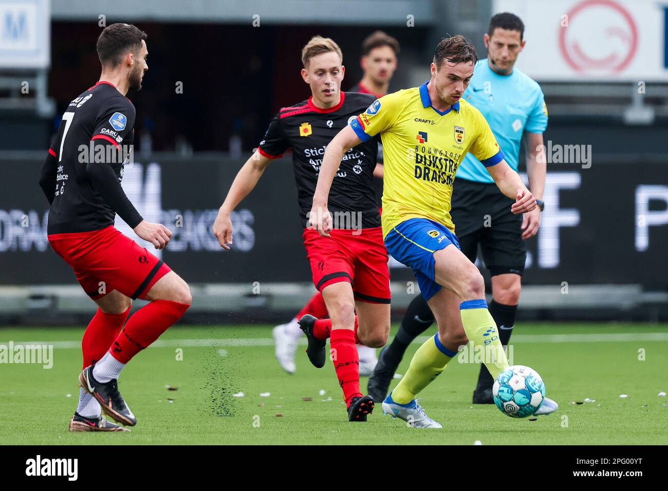 19-03-2023: Sport: Excelsior vs Cambuur ROTTERDAM, NETHERLANDS - MARCH ...