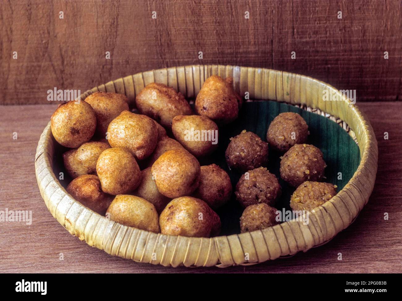 Seeyam deep fried Jaggery sweetened rice ball, traditional chettinad food, Tamil Nadu, South India, India, Asia Stock Photo