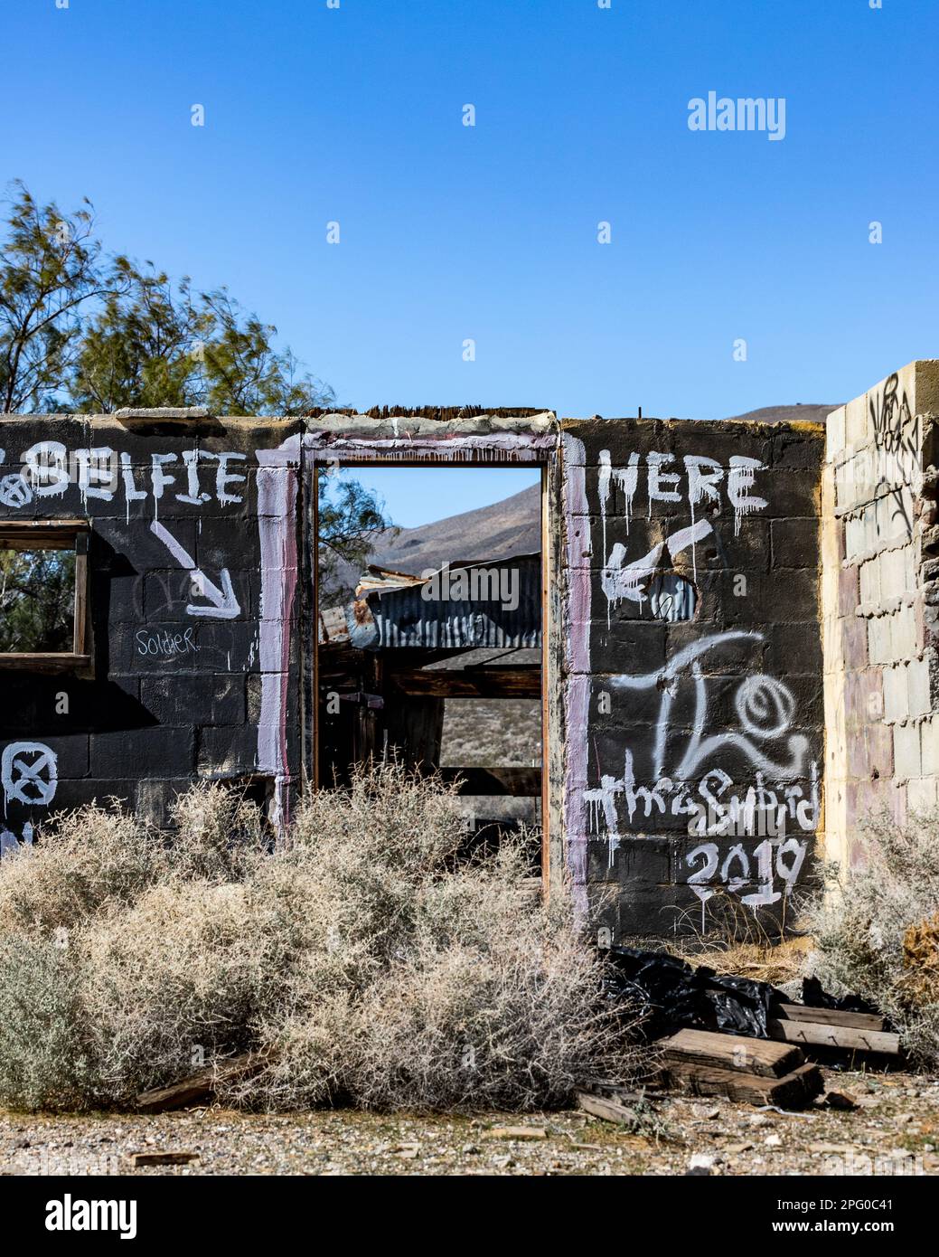 Fading graffitti hi-res stock photography and images - Alamy