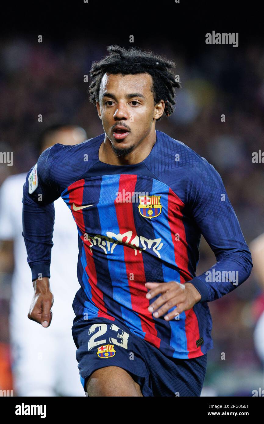 Barcelona, Spain. 19th Mar, 2023. Kounde in action during the LaLiga match between FC Barcelona and Real Madrid CF at the Spotify Camp Nou Stadium in Barcelona, Spain. Credit: Christian Bertrand/Alamy Live News Stock Photo
