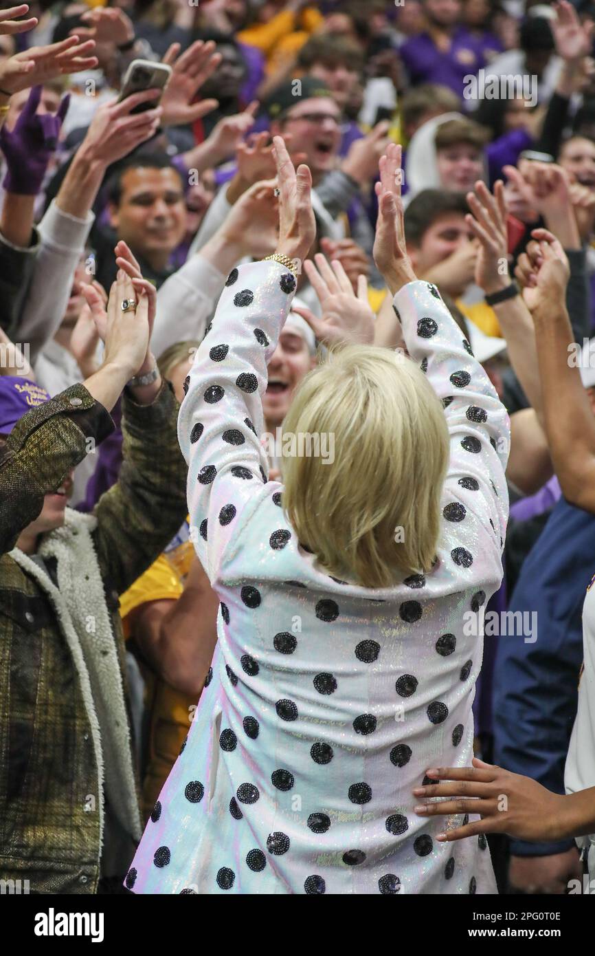 Baton Rouge, LA, USA. 19th Mar, 2023. LSU Head Coach Kim Mulkey goes