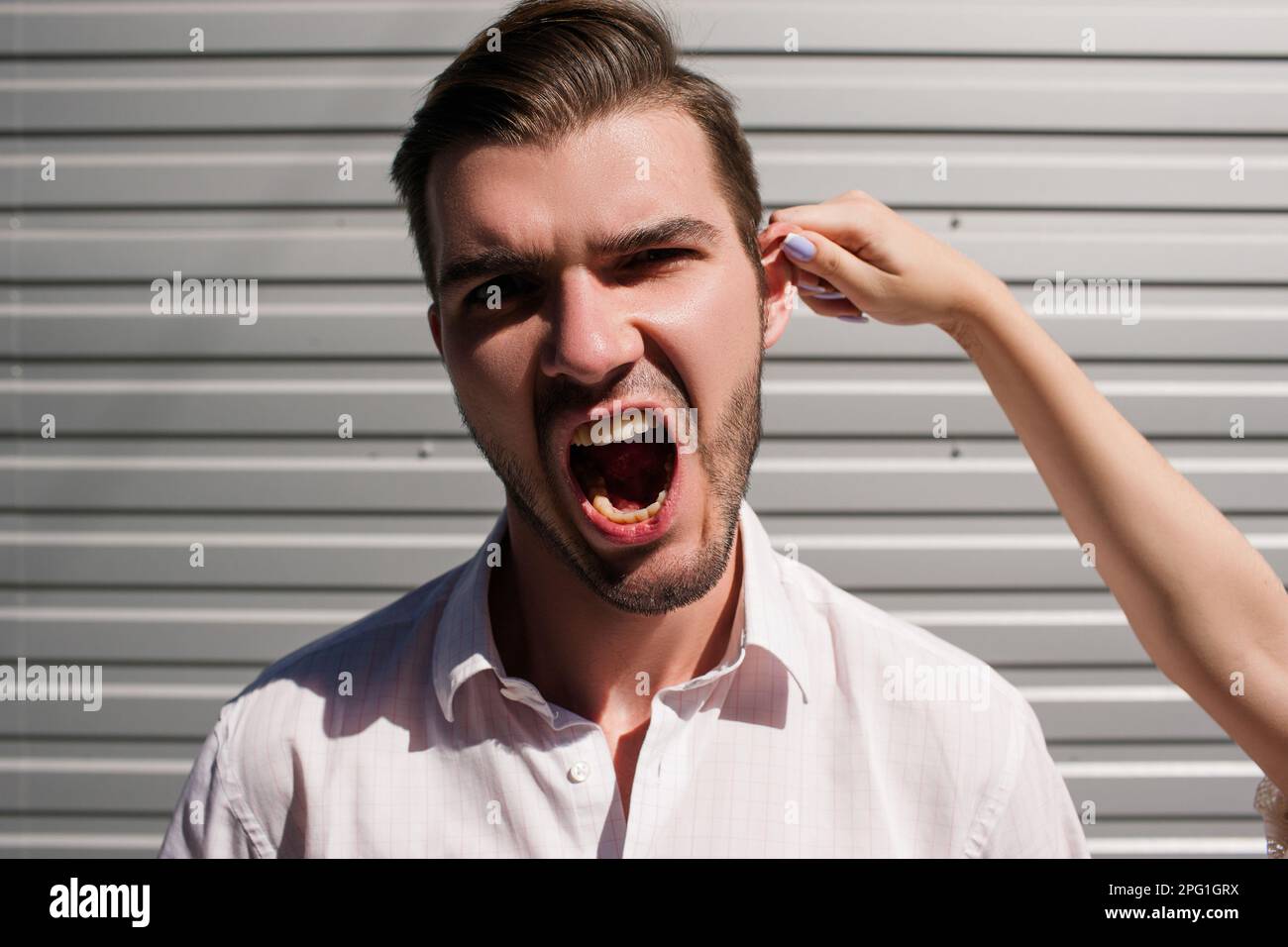 Guilty guy hi-res stock photography and images - Alamy