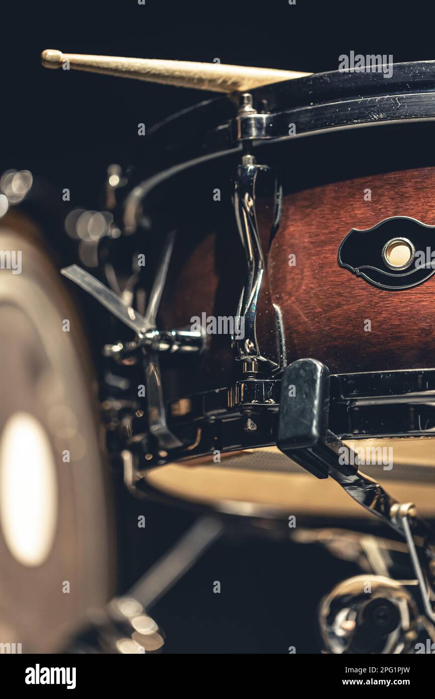 Close-up, snare drum on a dark background isolated Stock Photo - Alamy
