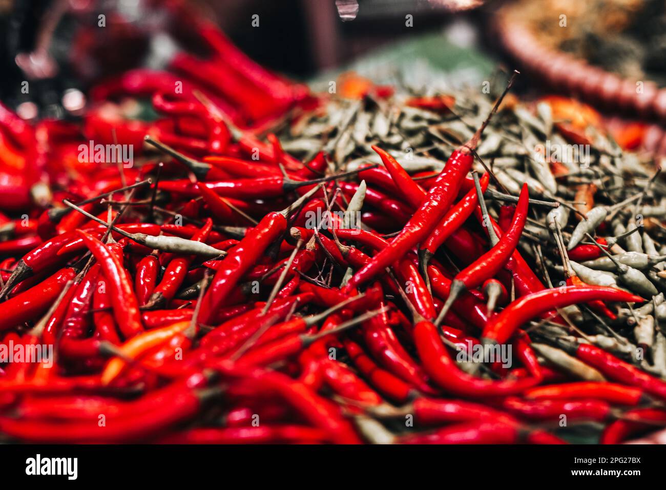 Green chilli wallpaper hi-res stock photography and images - Alamy