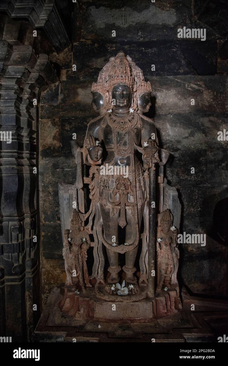 Statue of Lord Brahma in Brahma Jinalaya Temple of Lakkundi. It is an early 11th-century Mahavira temple in Gadag District of Karnataka, India Stock Photo