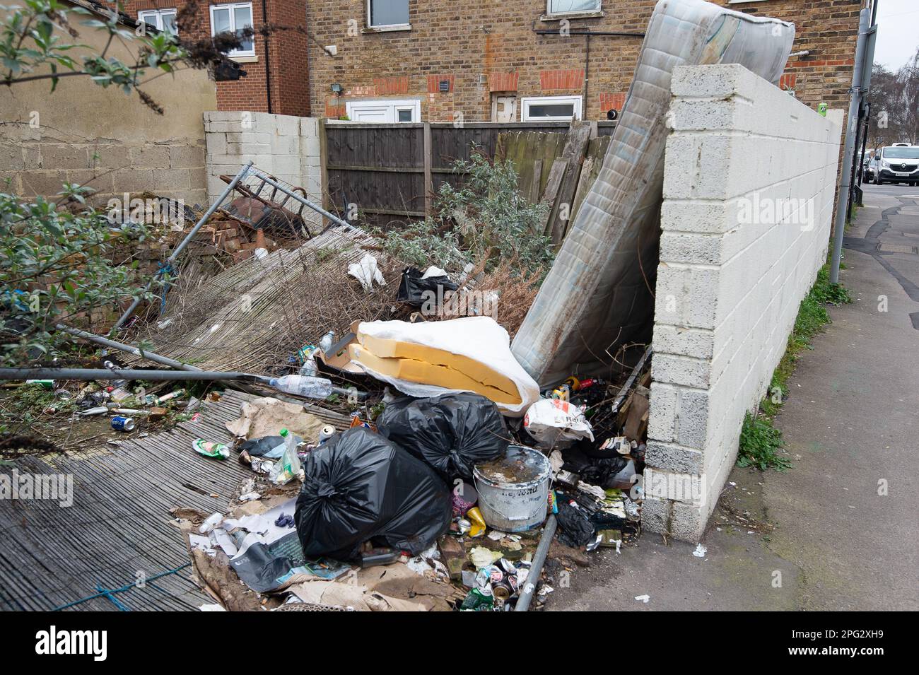 Slough, Berkshire, UK. 20th March, 2023. Rubbish and litter flytipped