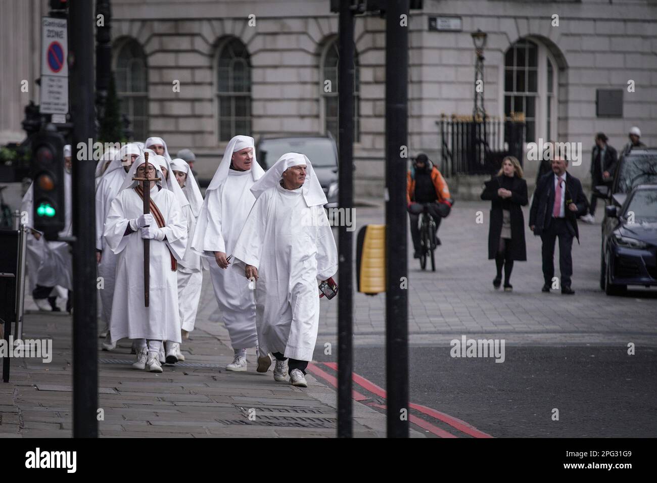 London, UK. 20th March, 2023. British Druid Order celebrates Vernal Equinox - marking the end of astronomical winter at Tower Hill. Credit: Guy Corbishley/Alamy Live News Stock Photo