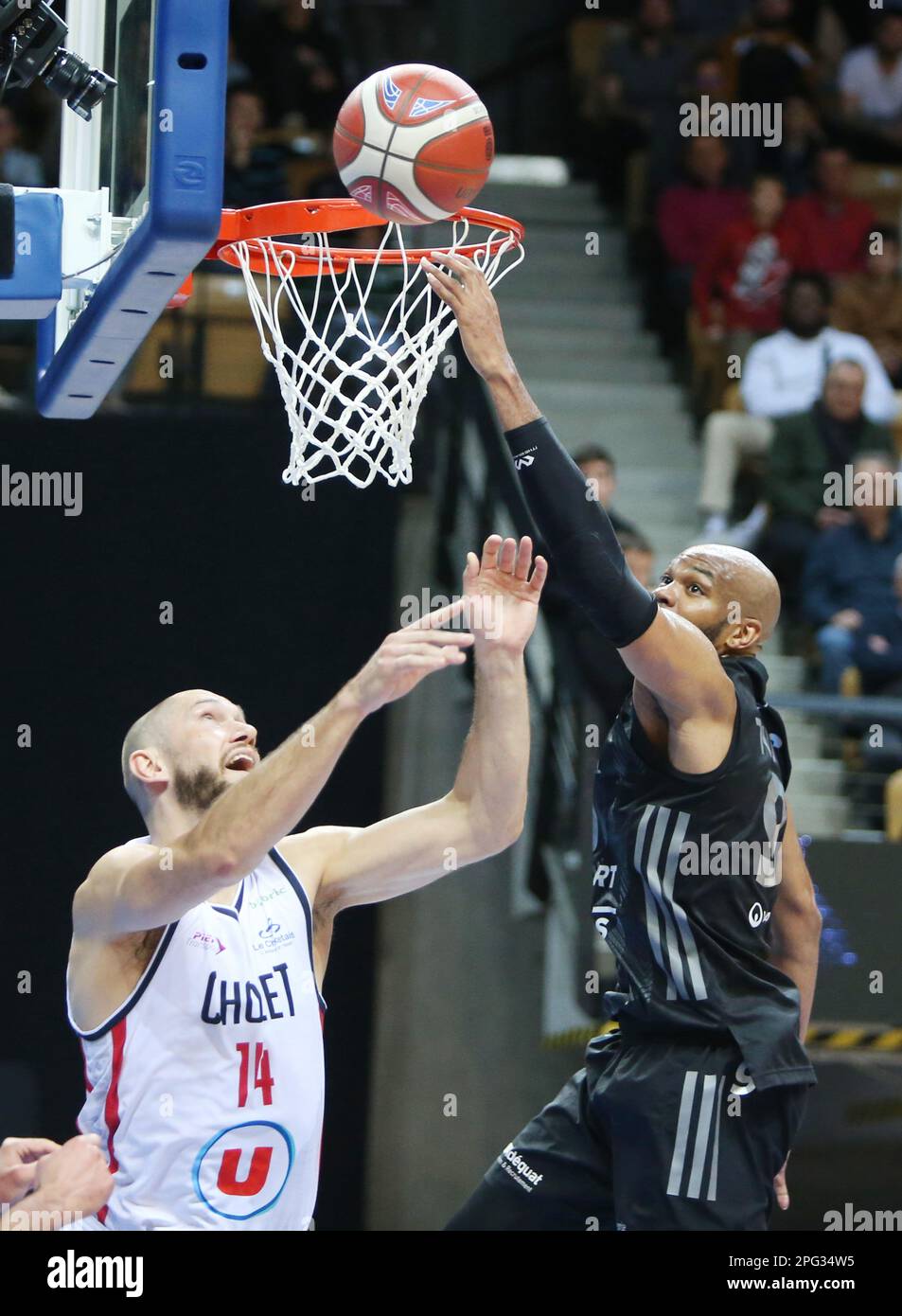 Alex Tyus of LDLC ASVEL and Kim Tillie of Cholet during the French cup, Top  8, quarter-finals Basketball match between LDLC ASVEL and Cholet Basket on  March 18, 2023 at Arena Loire