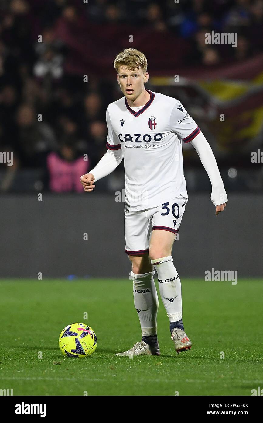 Jerdy Schouten of Bologna FC during the Serie A match between US ...