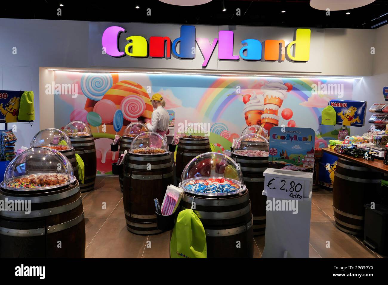 CANDYLAND SWEET CANDIES INSIDE THE FASHION STORE Stock Photo Alamy