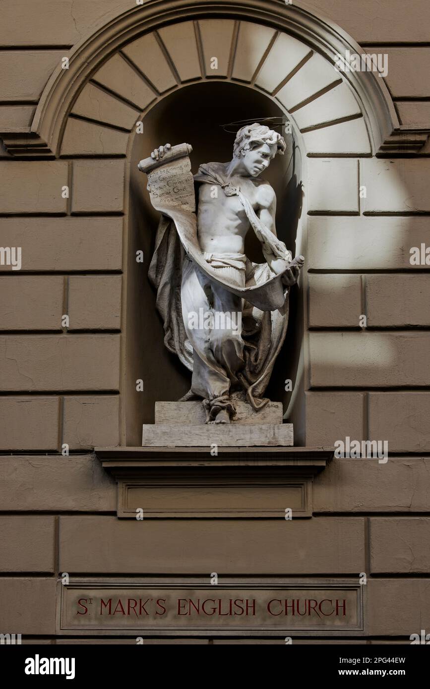 Sunlight on statue St Mark's English Chruch, Florence, Italy Stock Photo