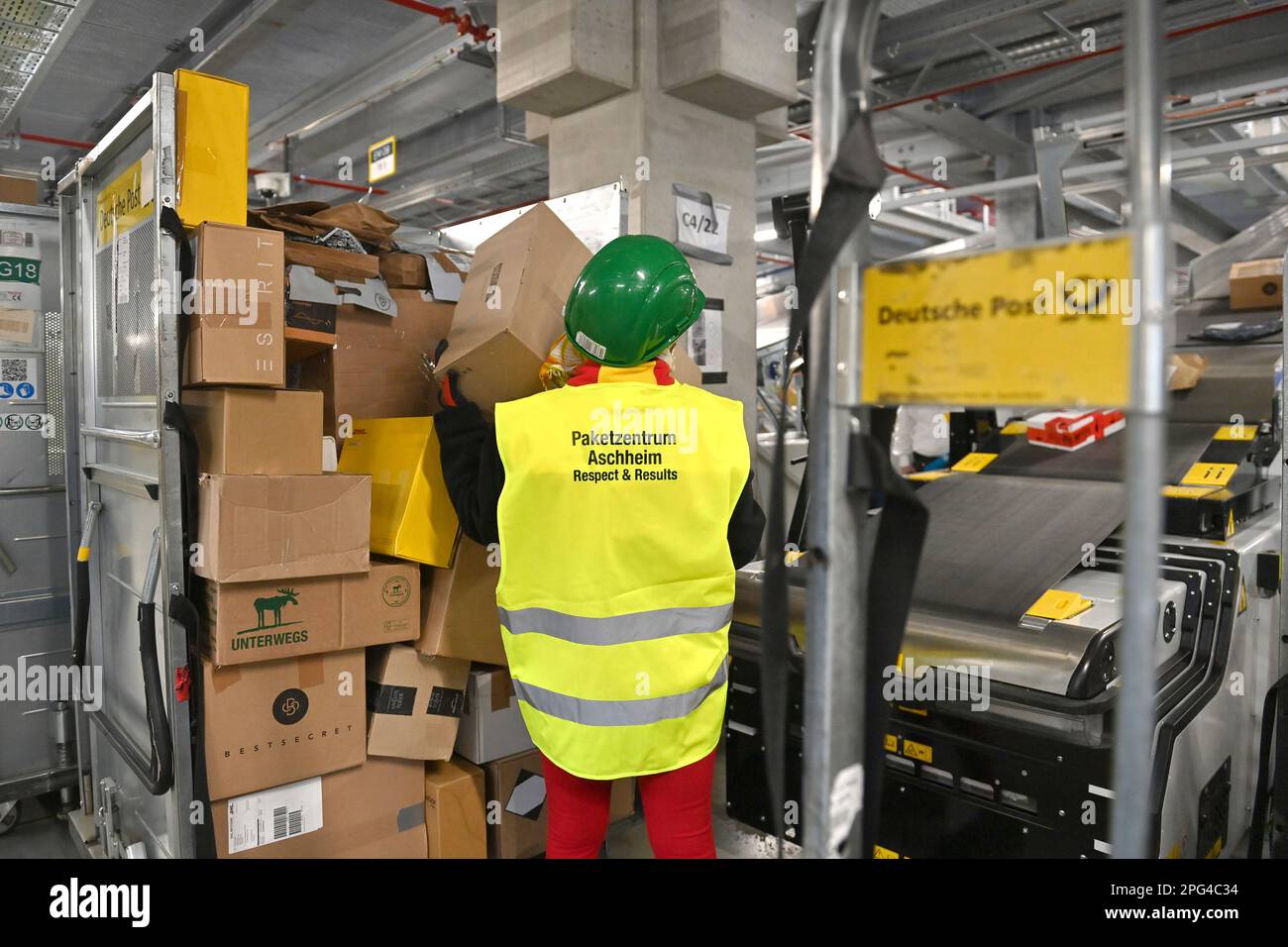 Deutsche Post DHL puts Germany