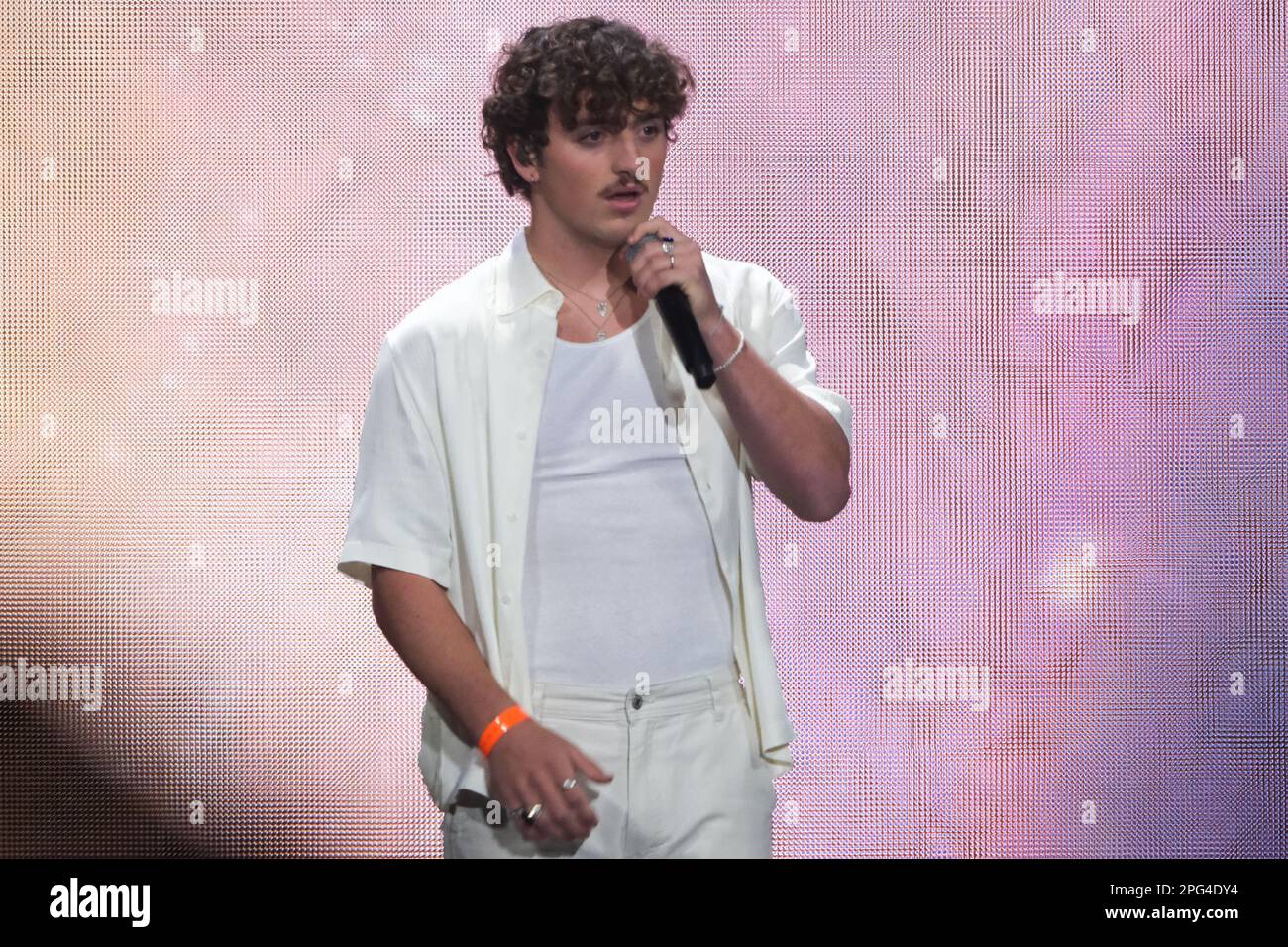Madrid, Spain. 18th Mar, 2023. Singer Benson Boone performs during the Cadena 100 festival at the Wizcenter in Madrid. (Photo by Atilano Garcia/SOPA Images/Sipa USA) Credit: Sipa USA/Alamy Live News Stock Photo