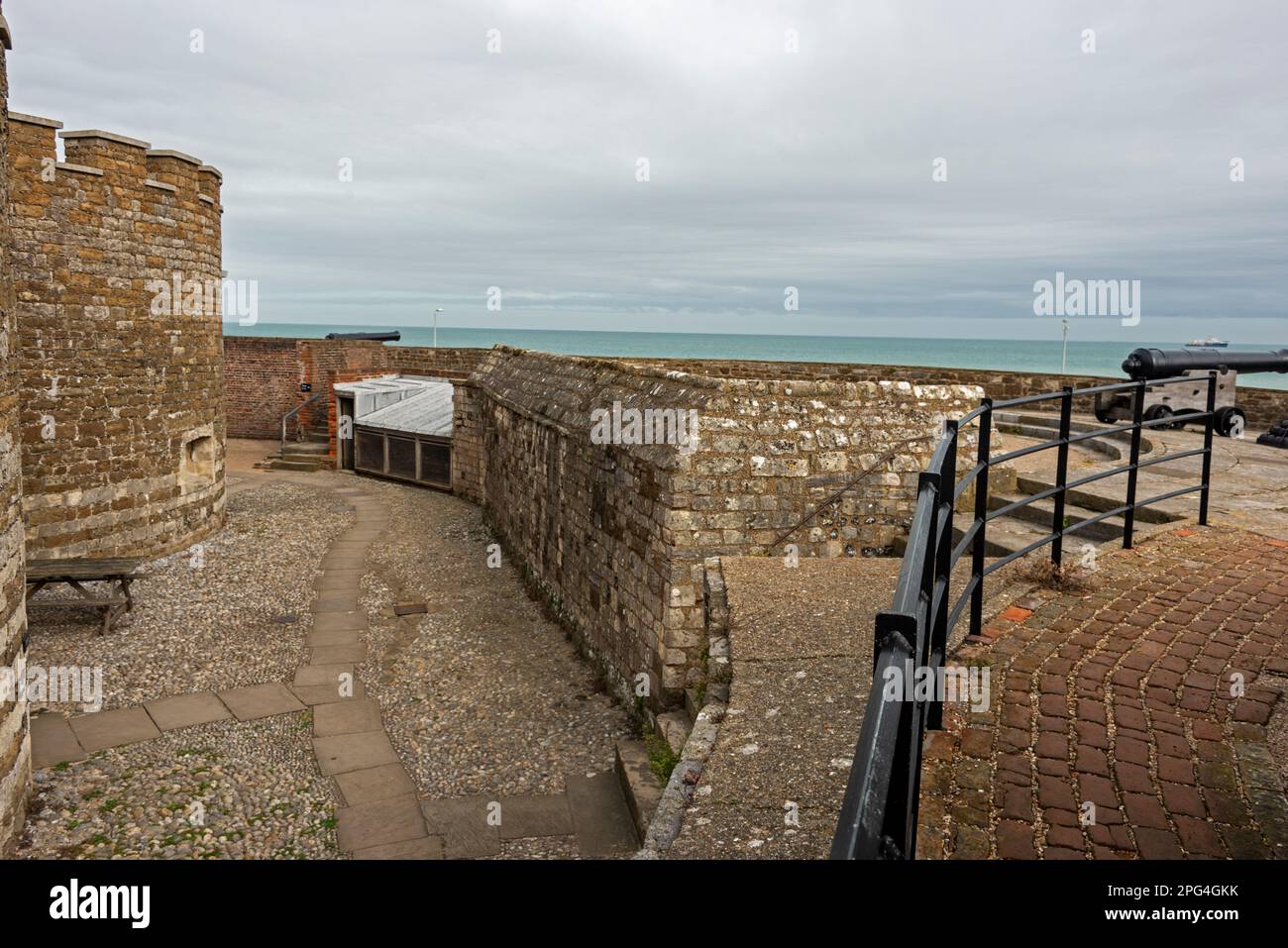 The castle battlements facing the English Channel from Deal Castle in Deal, Kent, Britain.  The castle was built by King Henry V111, and is the larges Stock Photo