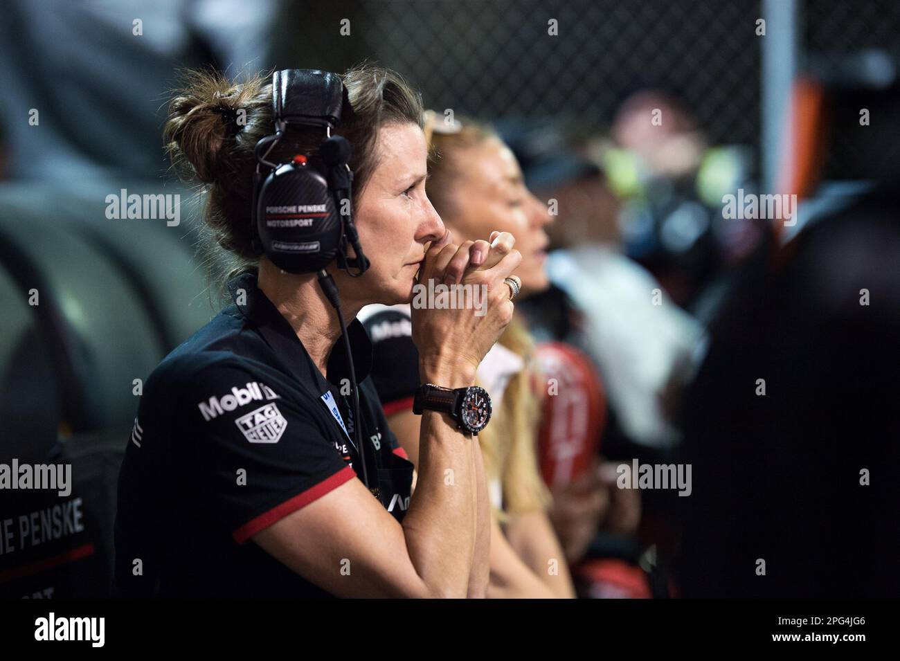 mechanic-mecanicien-during-the-mobil-1-twelve-hours-of-sebring-2023