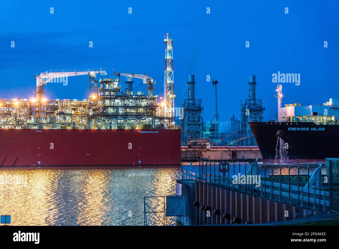 EemsEnergyTerminal, floating LNG terminal in the seaport of Eemshaven, tankers bring liquefied natural gas to the two production ships, Eemshaven LNG Stock Photo