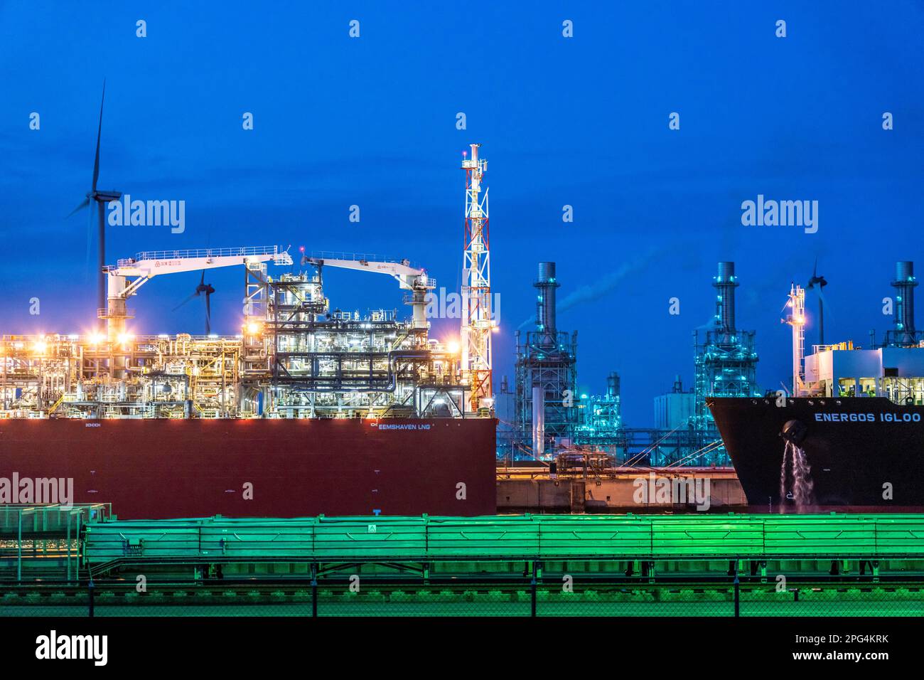 EemsEnergyTerminal, floating LNG terminal in the seaport of Eemshaven ...