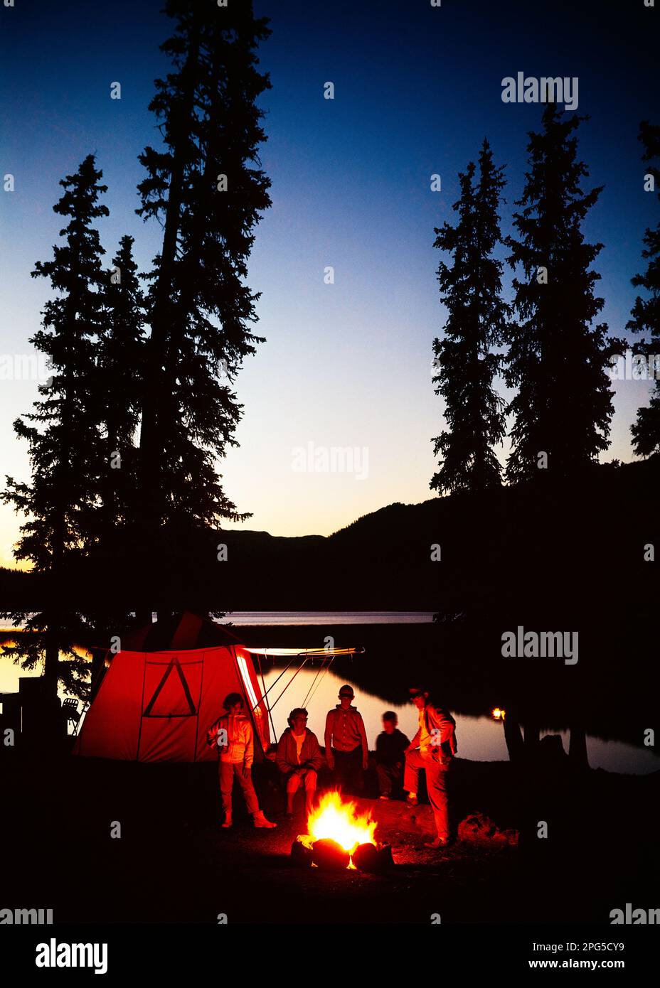 Brooks brothers 1950s hi res stock photography and images Alamy Brooks brothers 1950s hi res stock photography and images Alamy