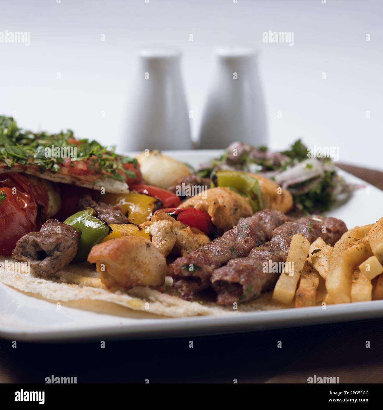 Mixed Grill Dish Stock Photo Alamy