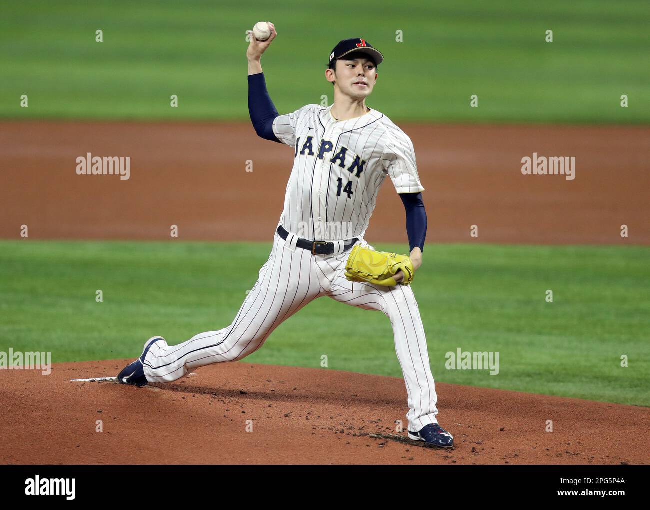 Miami, United States. 20th Mar, 2023. Japan starting pitcher Roki Sasaki throws in the first inning of the 2023 World Baseball Classic semifinal game against Mexico in Miami, Florida on Monday, March 20, 2023. Photo by Aaron Josefczyk/UPI Credit: UPI/Alamy Live News Stock Photo