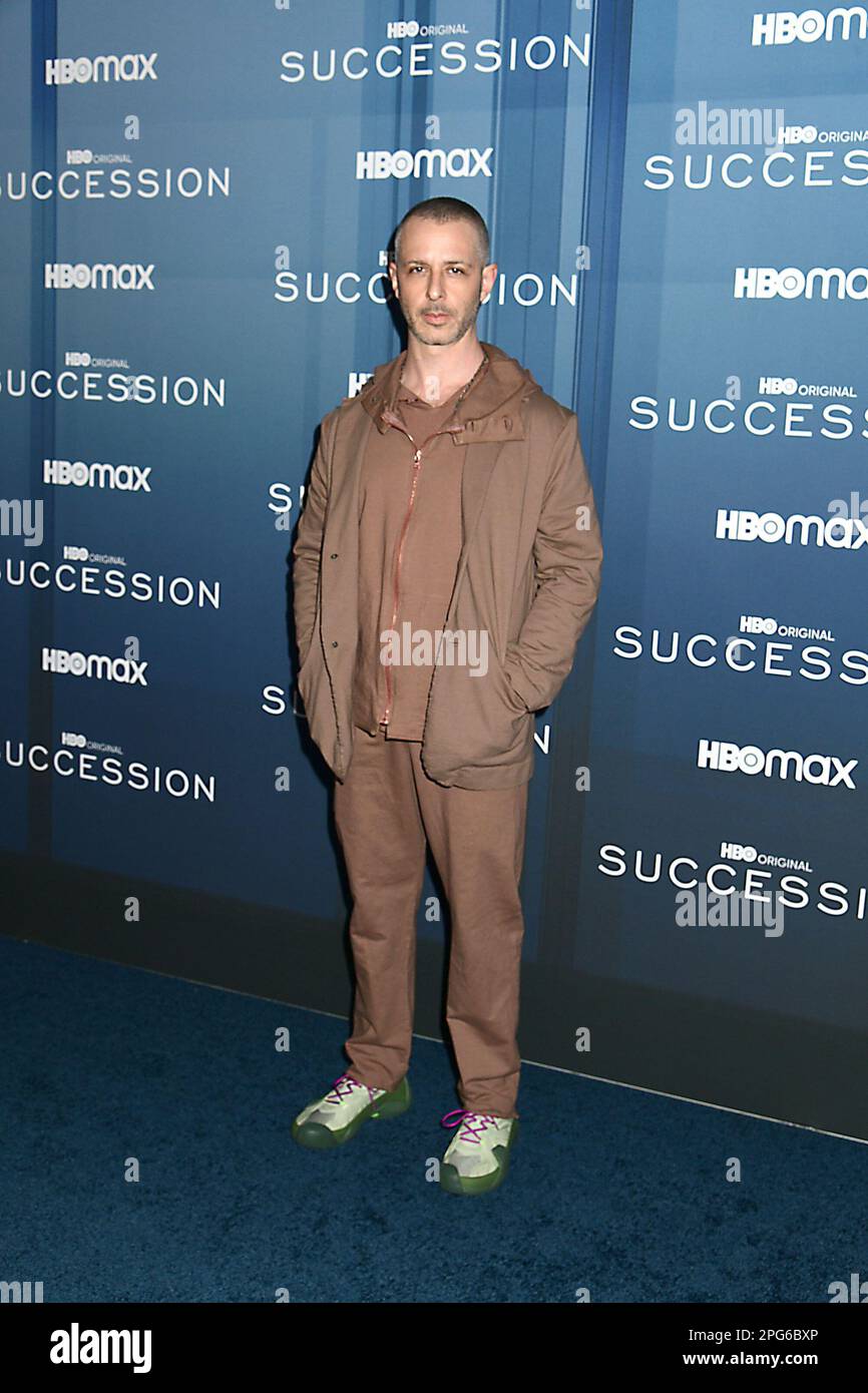 Jeremy Strong attends HBO