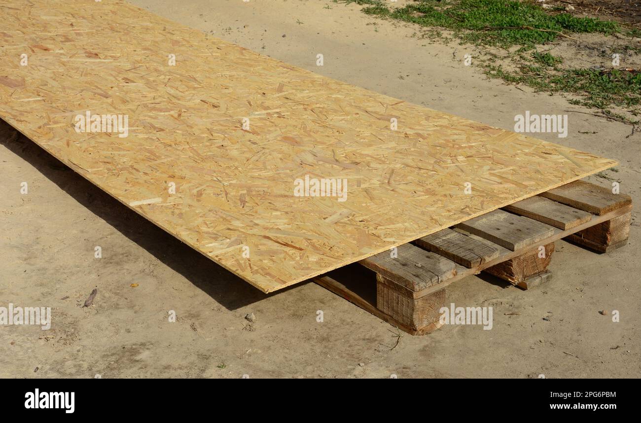 Oriented strand board for house roof sheathing cut Stock Photo Alamy