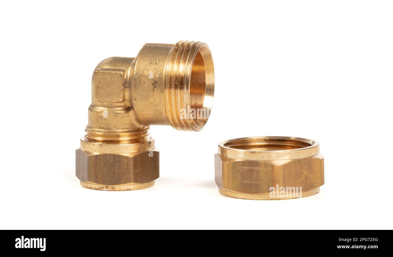 Brass fitting for plumbing pipes, connector for two different sizes, 90