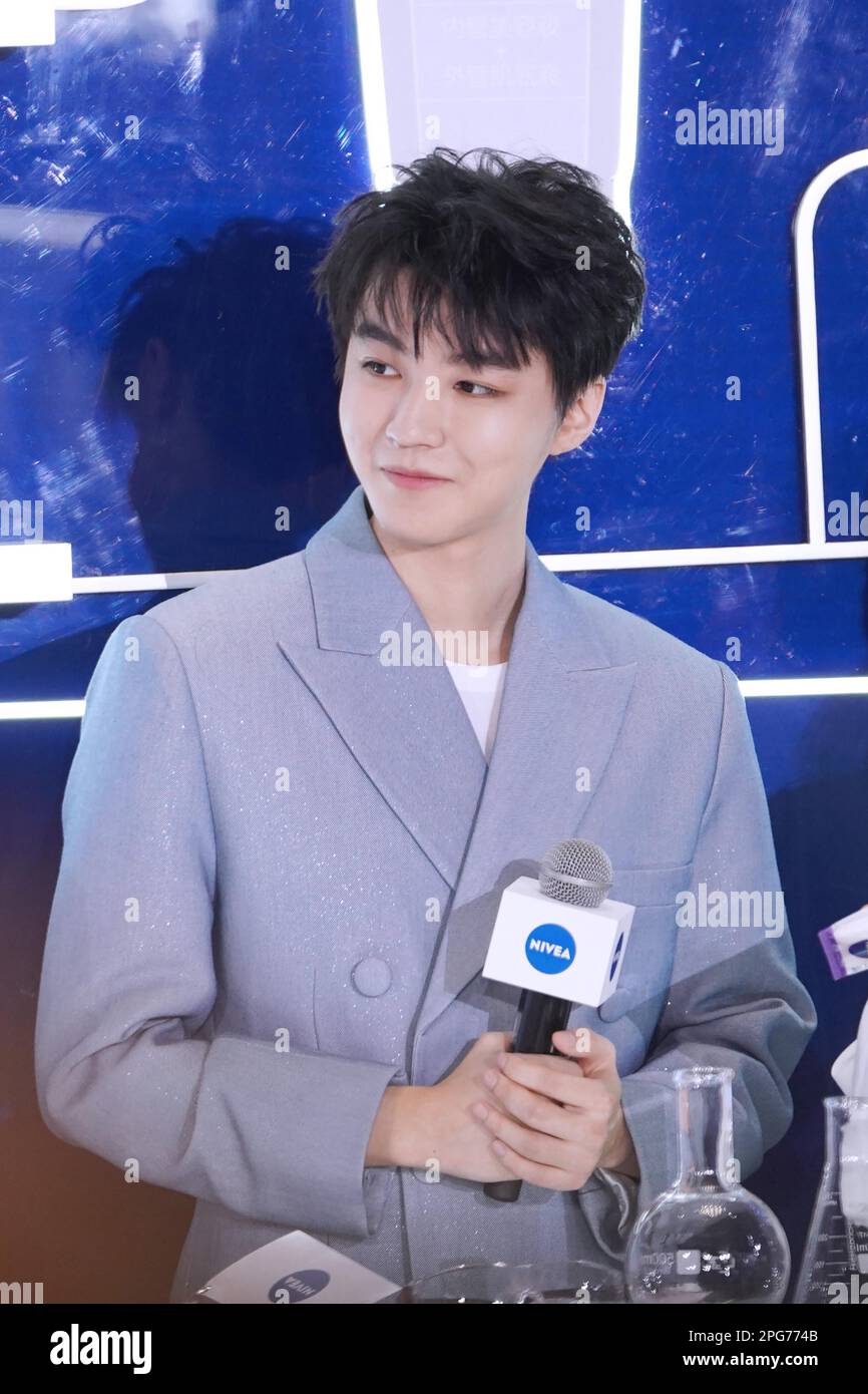 Chinese singer and actor Wang Junkai attended a brand activity in
