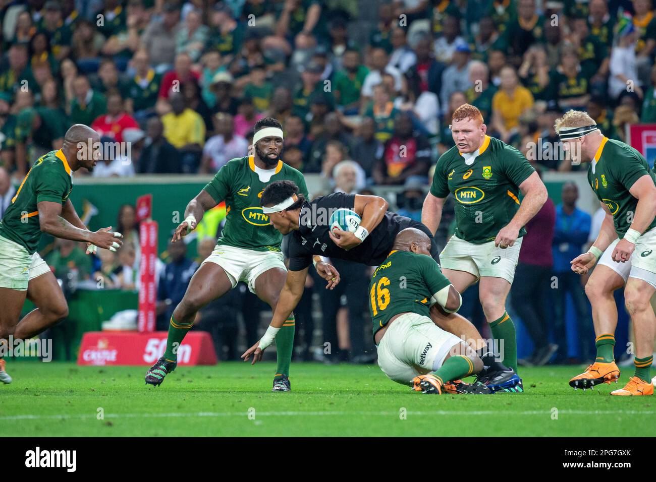 Lone All black player outnumbered by Springbok players during the Rugby