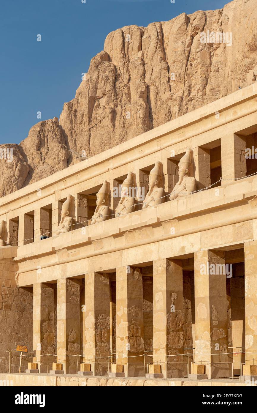 Mortuary Temple Of Queen Hatshepsut Hi-res Stock Photography And Images ...