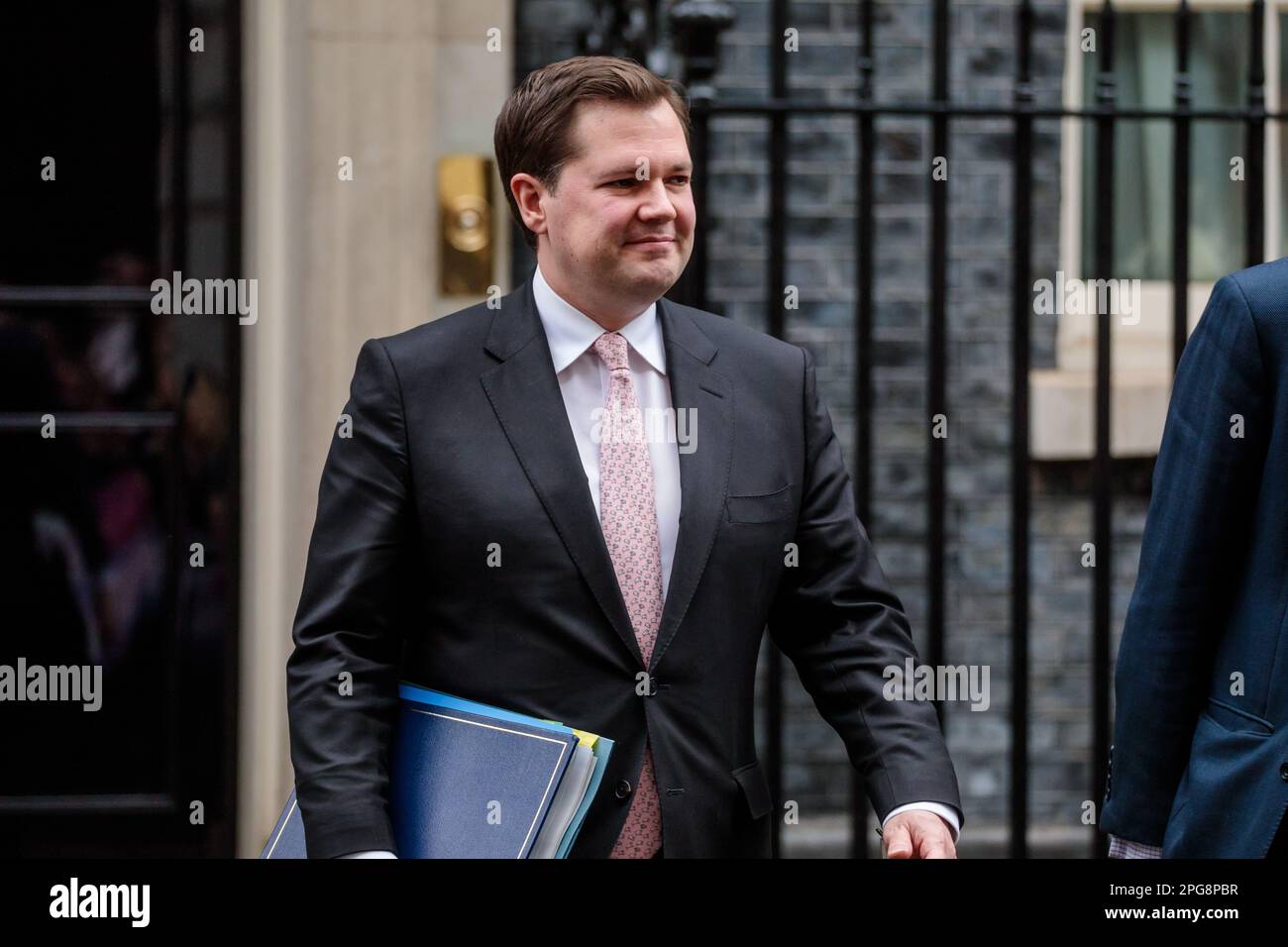 Downing Street, London, UK. 21st March 2023.  Robert Jenrick MP, Minister of State (Minister for Immigration) in the Home Office, attends the weekly Cabinet Meeting at 10 Downing Street. Photo by Amanda Rose/Alamy Live News Stock Photo