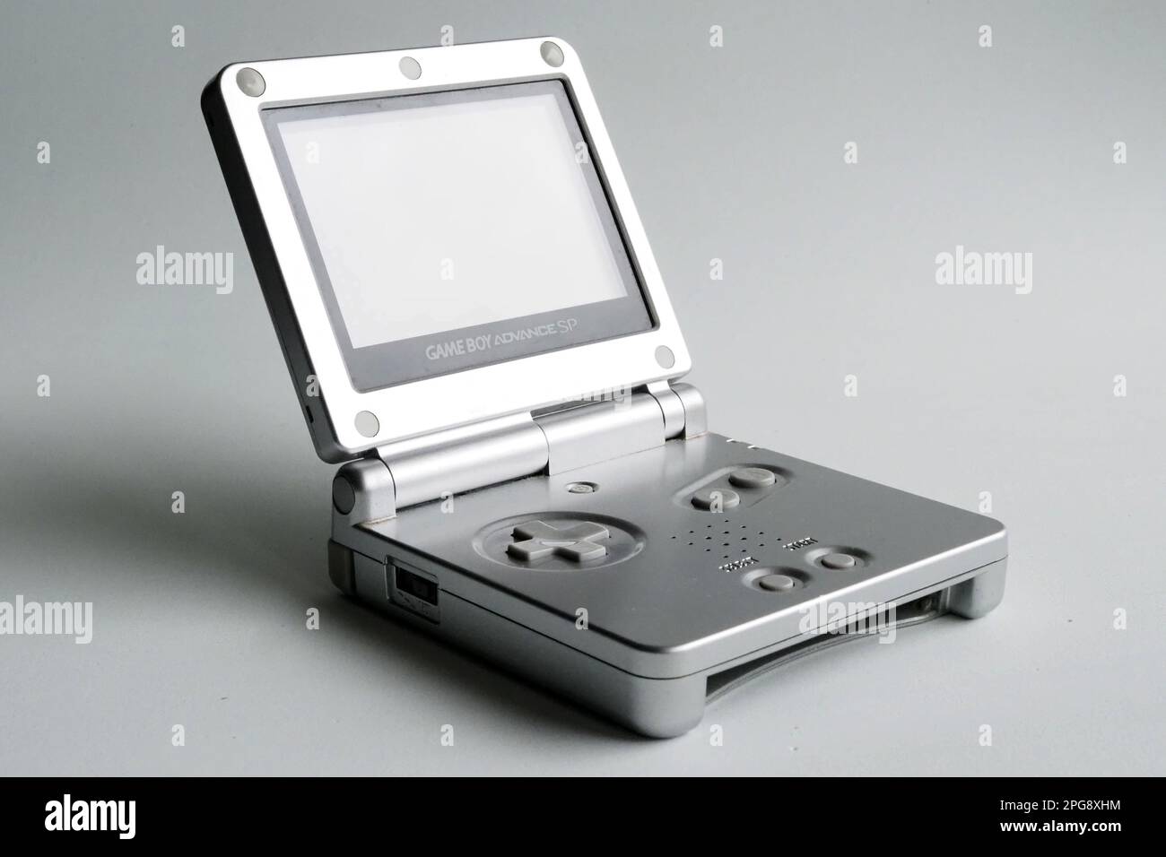 Nintendo Game Boy Advance SP - Silver