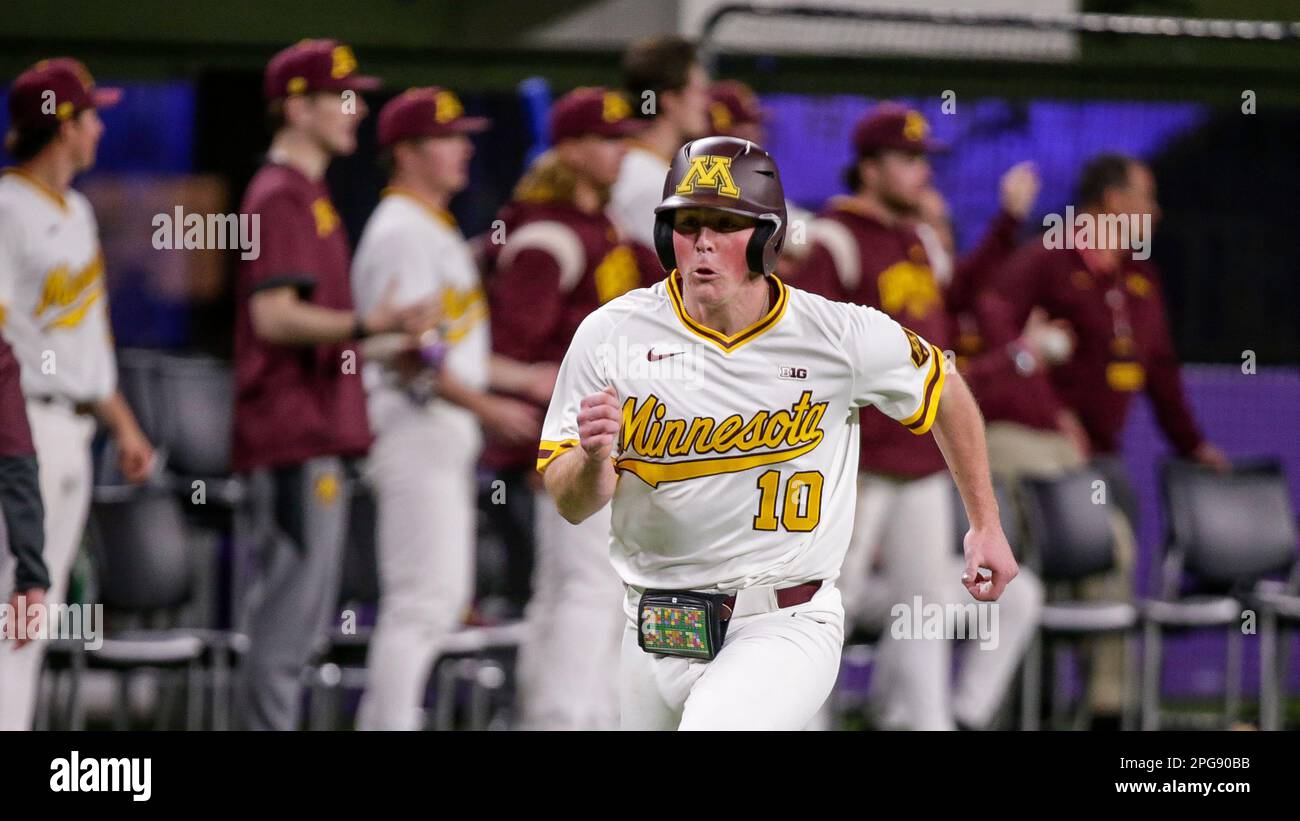 Minnesota's Sam Hunt bats during an NCAA baseball game against Hawaii on Friday, March 3, 2023